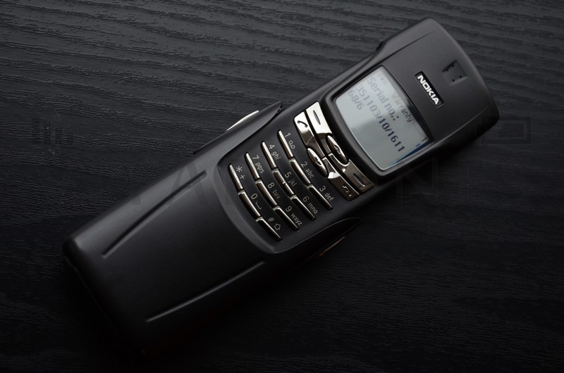 Что лучше nokia 8910i или 8800